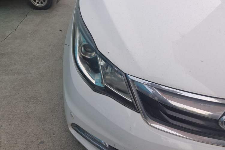 Used CHANGAN KAICHENG Oushang A600 2016 1.5L Manual Luxury 7-Seater Exterior 6