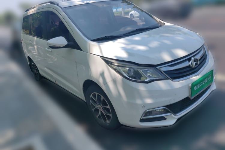 Used CHANGAN KAICHENG Oushang A600 2016 1.5L Manual Luxury 7-Seater Front Right 45 Deg