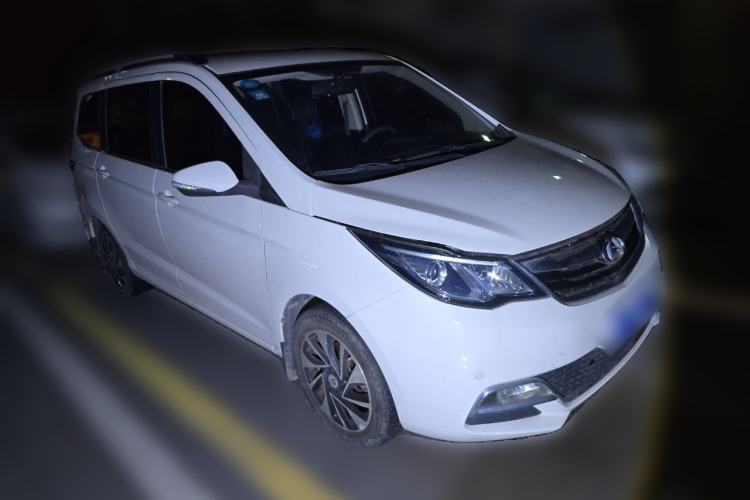 Used CHANGAN KAICHENG Oushang A600 2016 1.5L Manual Luxury 7-Seater Front Right 45 Deg