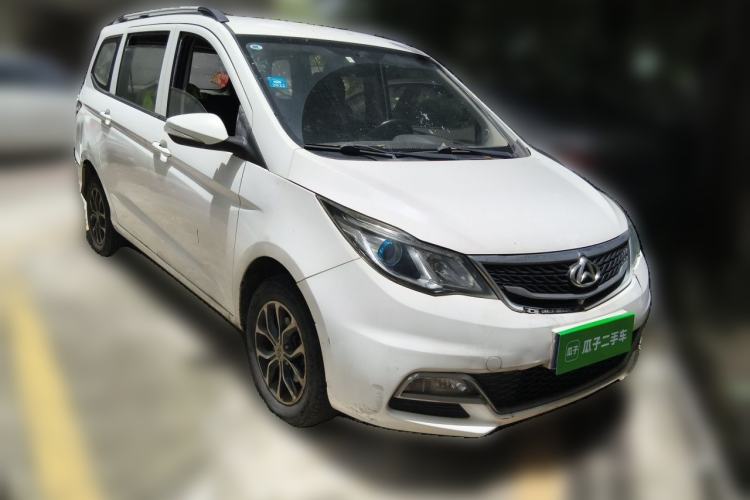 Used CHANGAN KAICHENG Oushang A600 2016 1.5L Manual Fashion 7-Seater Front Right 45 Deg