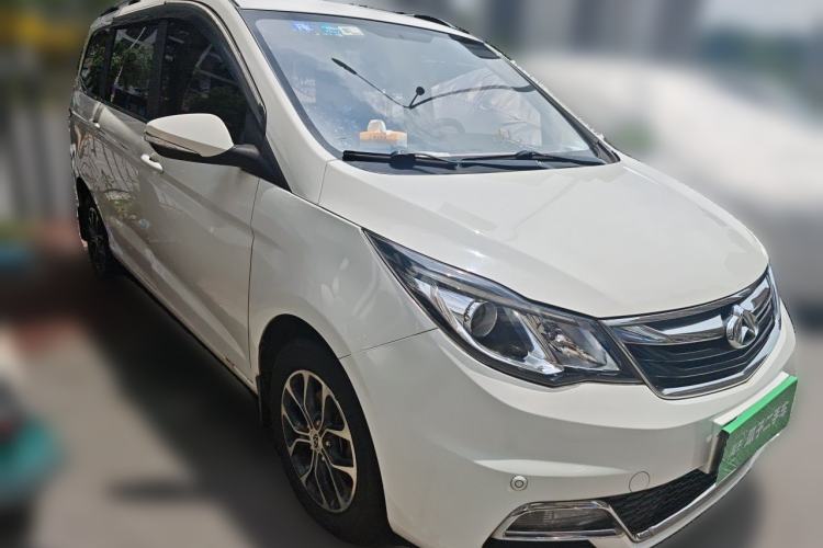 Used CHANGAN KAICHENG Oushang A600 2016 1.5L Manual Luxury 7-Seater Front Right 45 Deg