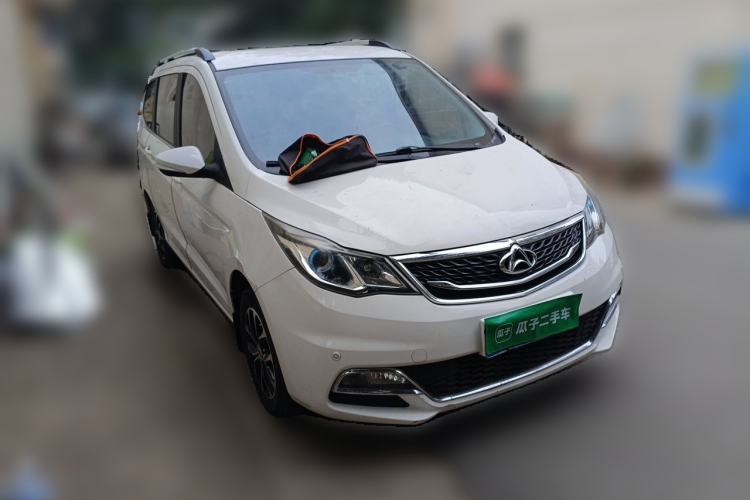 Used CHANGAN KAICHENG Oushang A600 2016 1.5L Manual Luxury 7-Seater Front Right 45 Deg