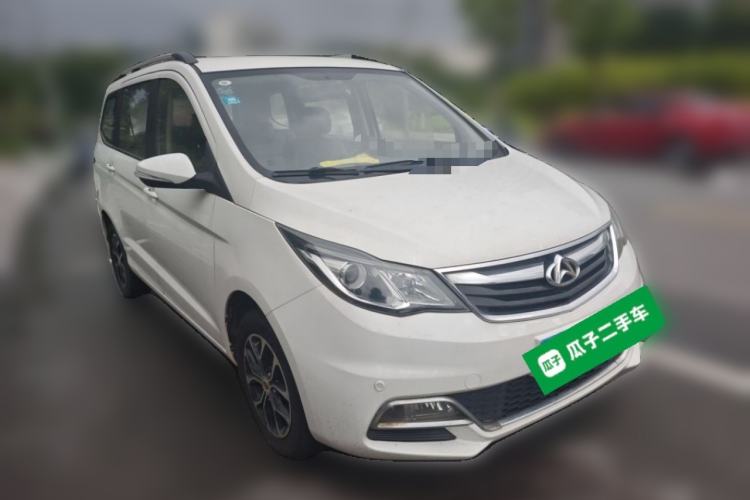 Used CHANGAN KAICHENG Oushang A600 2016 1.5L Manual Luxury 7-Seater Front Right 45 Deg