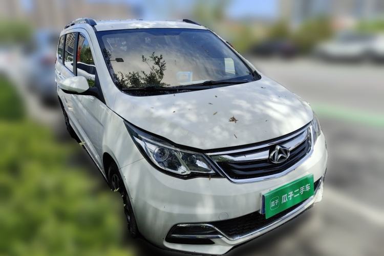 Used CHANGAN KAICHENG Oushang A600 2016 1.5L Manual Elite 7-Seater Front Right 45 Deg