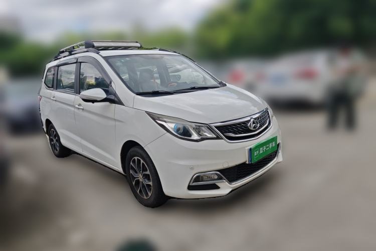 Used CHANGAN KAICHENG Oushang A600 2016 1.5L Manual Luxury 7-Seater Front Right 45 Deg