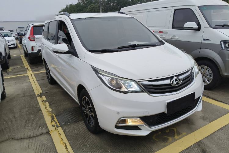 Used CHANGAN KAICHENG Oushang A600 2016 1.5L Manual Luxury 7-Seater Front Right 45 Deg