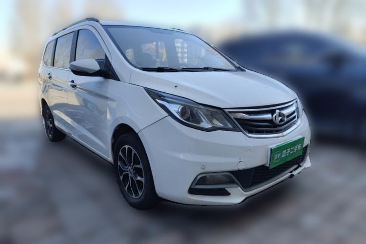 Used CHANGAN KAICHENG Oushang A600 2016 1.5L Manual Luxury 7-Seater Front Right 45 Deg
