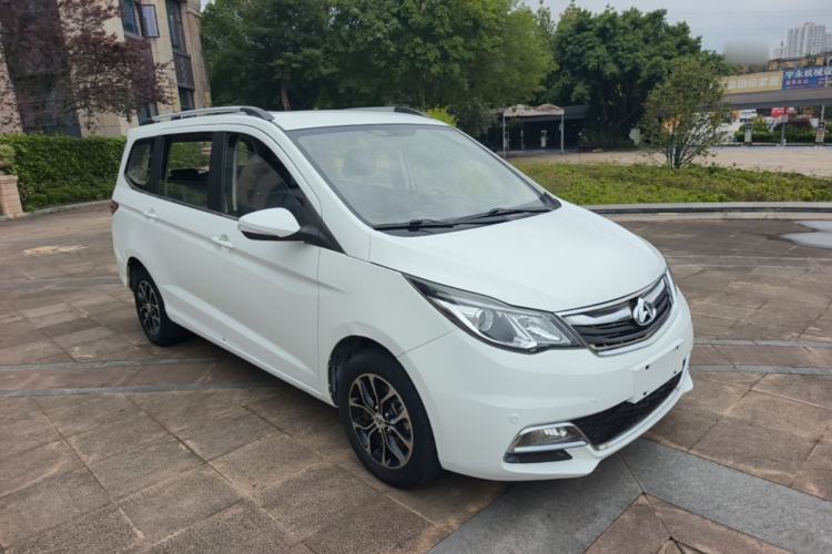 Used CHANGAN KAICHENG Oushang A600 2016 1.5L Manual Luxury 7-Seater Front Right 45 Deg