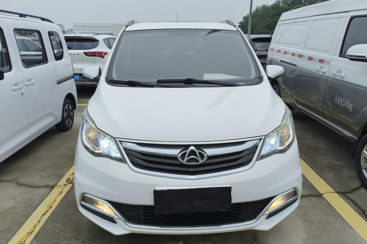 Used CHANGAN KAICHENG Oushang A600 2016 1.5L Manual Luxury 7-Seater Front