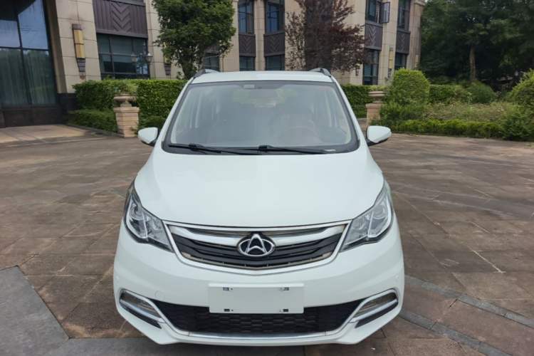 Used CHANGAN KAICHENG Oushang A600 2016 1.5L Manual Luxury 7-Seater Front