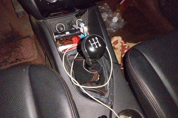 Used CHANGAN KAICHENG Oushang A600 2016 1.5L Manual Standard 7-Seater Gear Lever