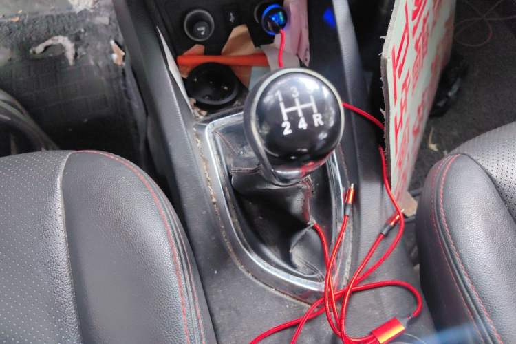 Used CHANGAN KAICHENG Oushang A600 2016 1.5L Manual Elite 7-Seater Gear Lever