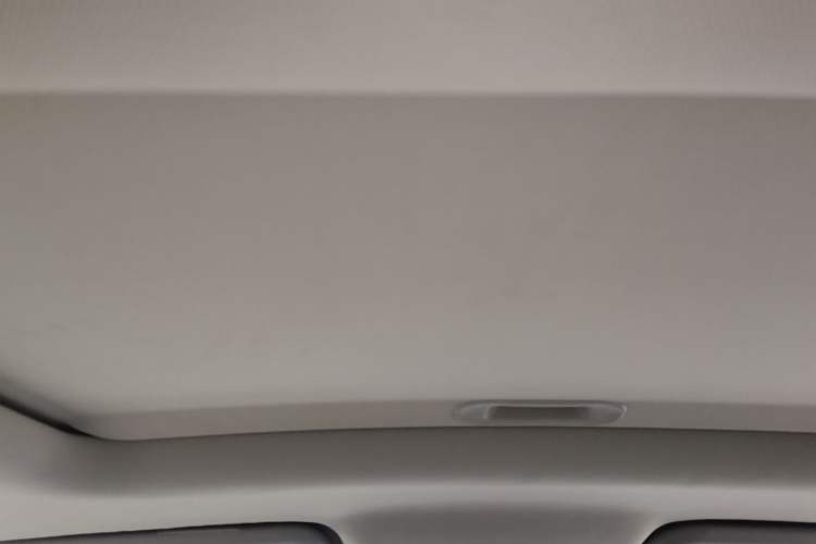 Used CHANGAN KAICHENG Oushang A600 2016 1.5L Manual Luxury 7-Seater Headliner