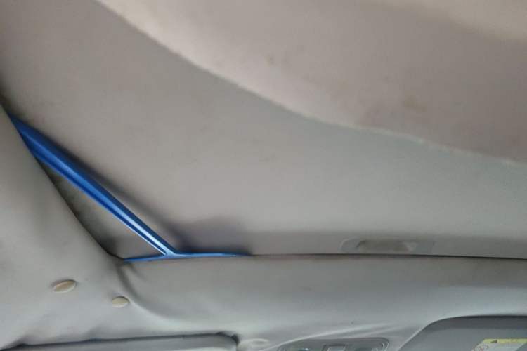 Used CHANGAN KAICHENG Oushang A600 2016 1.5L Manual Luxury 7-Seater Headliner
