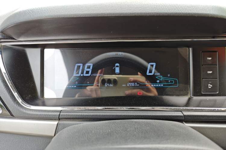 Used CHANGAN KAICHENG Oushang A600 2016 1.5L Manual Luxury 7-Seater Instrument Cluster