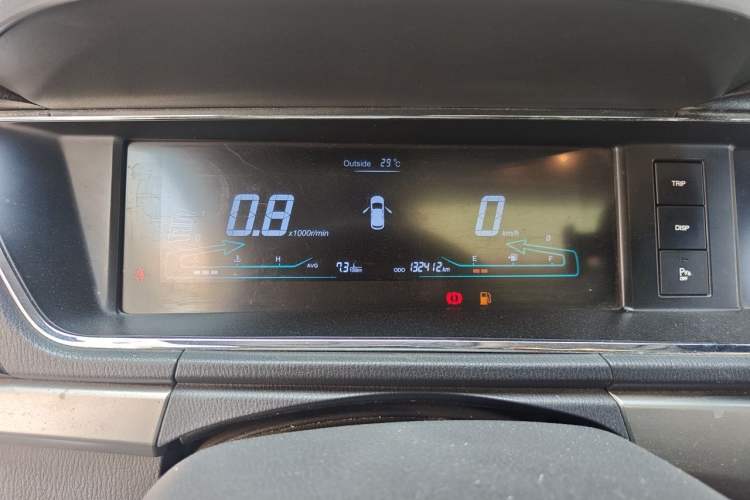 Used CHANGAN KAICHENG Oushang A600 2016 1.5L Manual Luxury 7-Seater Instrument Cluster
