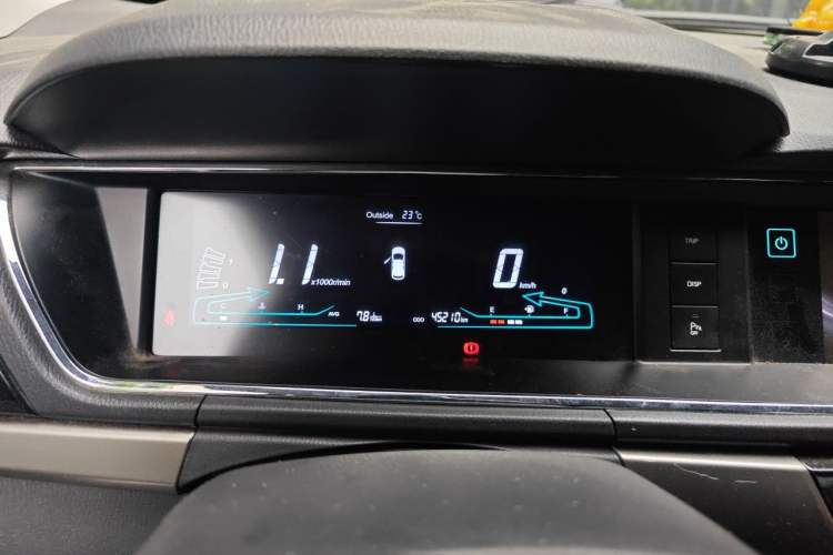 Used CHANGAN KAICHENG Oushang A600 2016 1.5L Manual Luxury 7-Seater Instrument Cluster