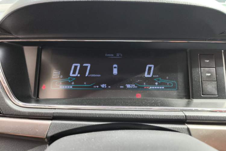Used CHANGAN KAICHENG Oushang A600 2016 1.5L Manual Elite 7-Seater Instrument Cluster