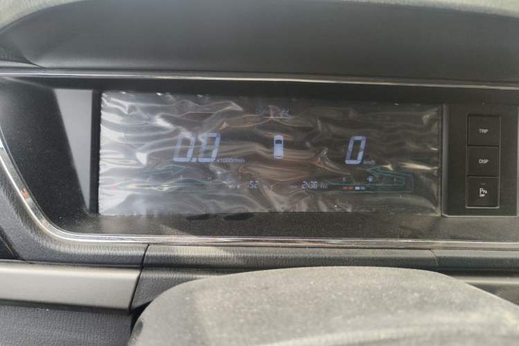 Used CHANGAN KAICHENG Oushang A600 2016 1.5L Manual Luxury 7-Seater Instrument Cluster