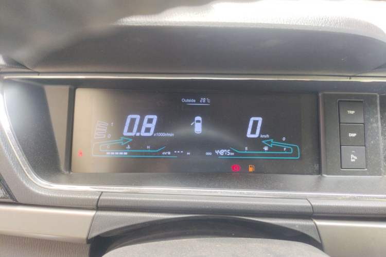Used CHANGAN KAICHENG Oushang A600 2016 1.5L Manual Luxury 7-Seater Instrument Cluster