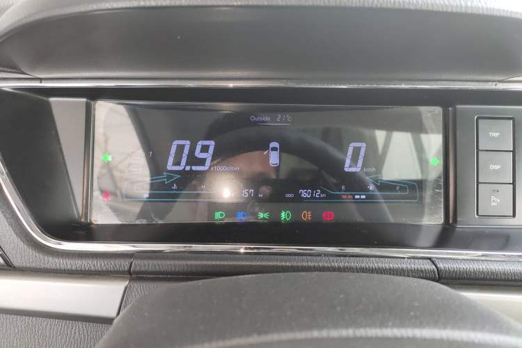 Used CHANGAN KAICHENG Oushang A600 2016 1.5L Manual Luxury 6-Seater Instrument Cluster