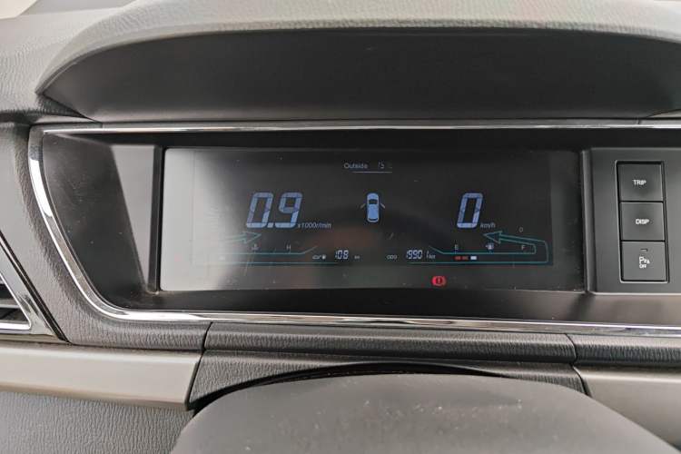 Used CHANGAN KAICHENG Oushang A600 2016 1.5L Manual Luxury 7-Seater Instrument Cluster