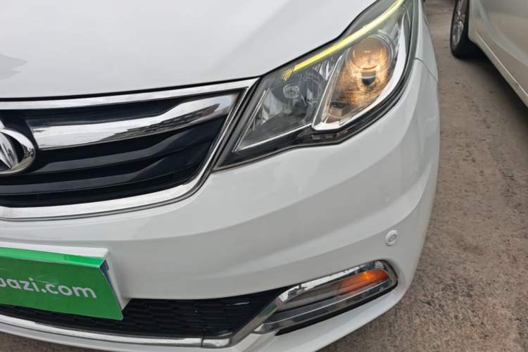 Used CHANGAN KAICHENG Oushang A600 2016 1.5L Manual Luxury 7-Seater Left Front Headlight