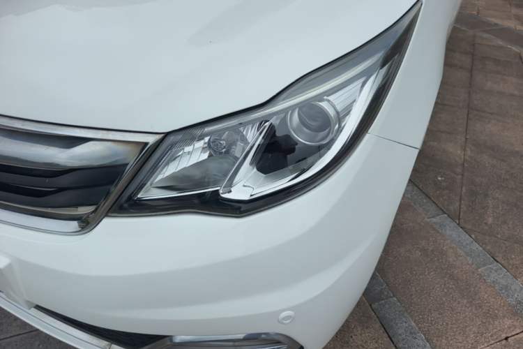 Used CHANGAN KAICHENG Oushang A600 2016 1.5L Manual Luxury 7-Seater Left Front Headlight