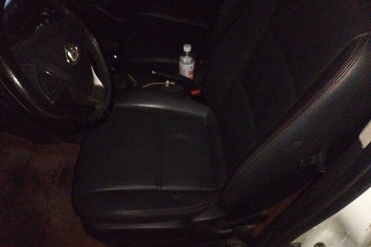 Used CHANGAN KAICHENG Oushang A600 2016 1.5L Manual Standard 7-Seater Left Front Seat