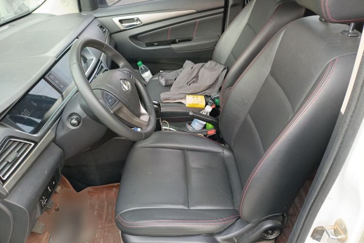 Used CHANGAN KAICHENG Oushang A600 2016 1.5L Manual Luxury 7-Seater Left Front Seat