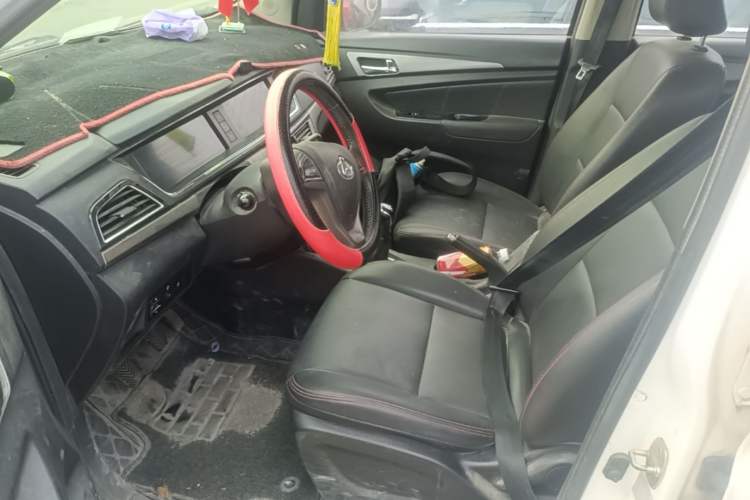 Used CHANGAN KAICHENG Oushang A600 2016 1.5L Manual Luxury 7-Seater Left Front Seat