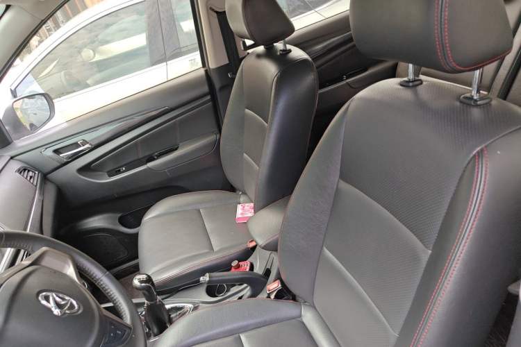 Used CHANGAN KAICHENG Oushang A600 2016 1.5L Manual Luxury 7-Seater Left Front Seat