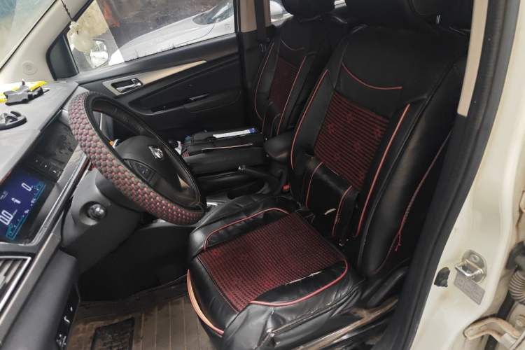 Used CHANGAN KAICHENG Oushang A600 2016 1.5L Manual Luxury 7-Seater Left Front Seat