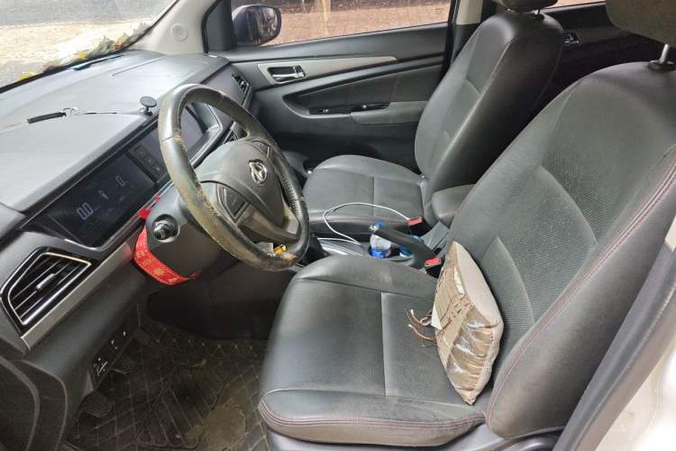 Used CHANGAN KAICHENG Oushang A600 2016 1.5L Manual Luxury 7-Seater Left Front Seat