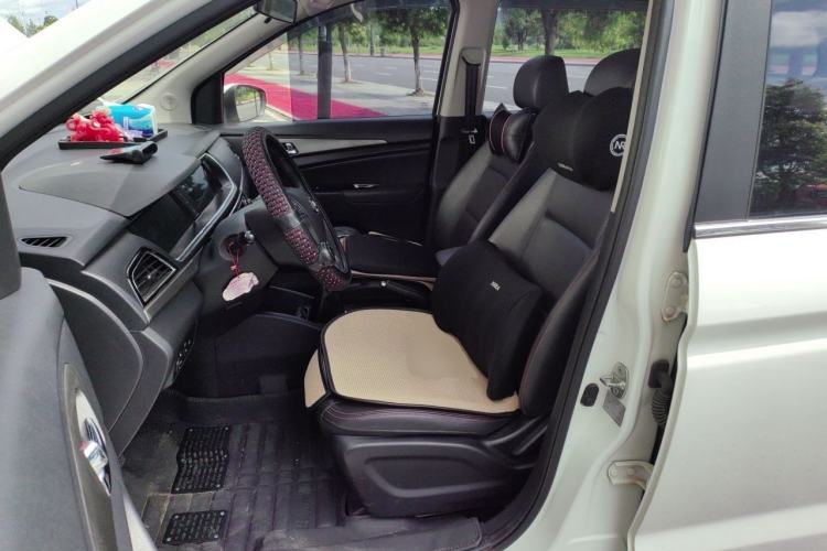Used CHANGAN KAICHENG Oushang A600 2016 1.5L Manual Luxury 7-Seater Left Front Seat