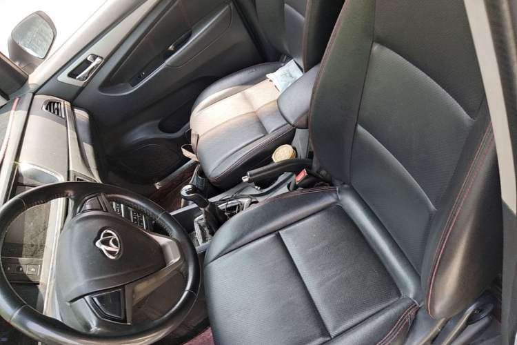 Used CHANGAN KAICHENG Oushang A600 2016 1.5L Manual Elite 7-Seater Left Front Seat