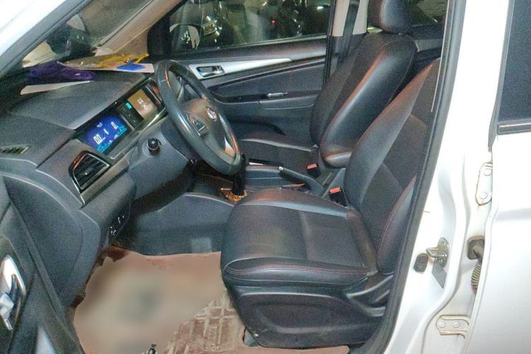 Used CHANGAN KAICHENG Oushang A600 2016 1.5L Manual Luxury 7-Seater Left Front Seat