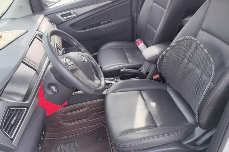 Used CHANGAN KAICHENG Oushang A600 2016 1.5L Manual Luxury 7-Seater Left Front Seat