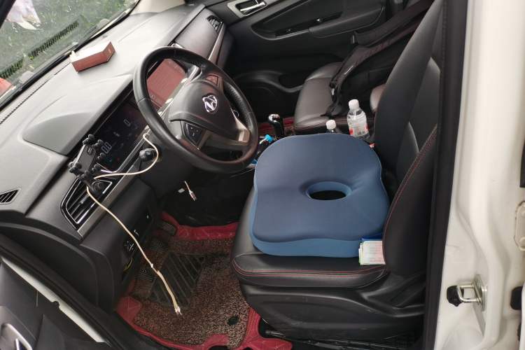 Used CHANGAN KAICHENG Oushang A600 2016 1.5L Manual Luxury 7-Seater Left Front Seat