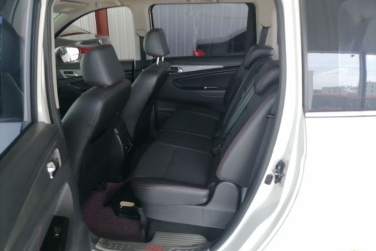 Used CHANGAN KAICHENG Oushang A600 2016 1.5L Manual Luxury 7-Seater Left Rear Seat