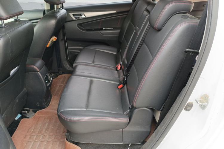 Used CHANGAN KAICHENG Oushang A600 2016 1.5L Manual Luxury 7-Seater Left Rear Seat