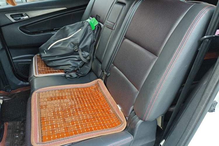 Used CHANGAN KAICHENG Oushang A600 2016 1.5L Manual Elite 7-Seater Left Rear Seat