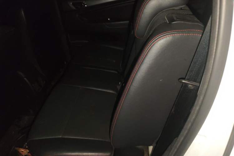 Used CHANGAN KAICHENG Oushang A600 2016 1.5L Manual Elite 7-Seater Left Rear Seat