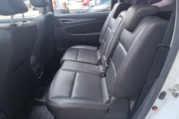 Used CHANGAN KAICHENG Oushang A600 2016 1.5L Manual Luxury 7-Seater Left Rear Seat
