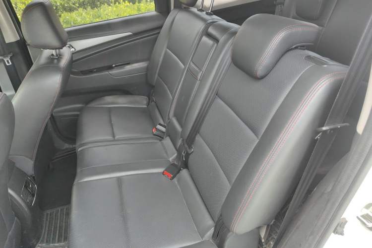 Used CHANGAN KAICHENG Oushang A600 2016 1.5L Manual Elite 7-Seater Left Rear Seat