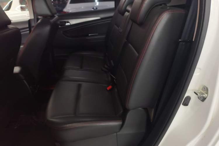 Used CHANGAN KAICHENG Oushang A600 2016 1.5L Manual Luxury 7-Seater Left Rear Seat