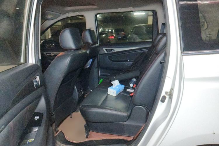 Used CHANGAN KAICHENG Oushang A600 2016 1.5L Manual Luxury 7-Seater Left Rear Seat