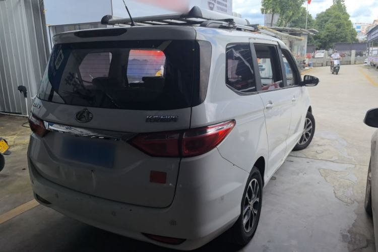 Used CHANGAN KAICHENG Oushang A600 2016 1.5L Manual Luxury 7-Seater Rear Right 45 Deg
