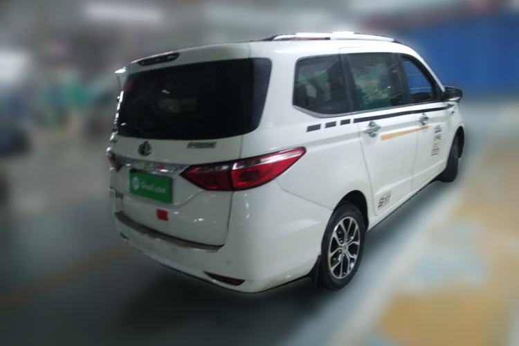 Used CHANGAN KAICHENG Oushang A600 2016 1.5L Manual Luxury 7-Seater Rear Right 45 Deg