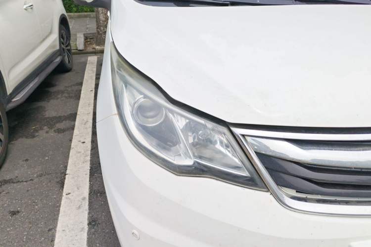 Used CHANGAN KAICHENG Oushang A600 2016 1.5L Manual Luxury 7-Seater Right Front Headlight